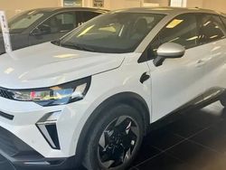 Blanc Occasion 2024 Renault Captur Techno SUV | 27 490 €