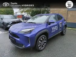 Bleu genièvre (m) Utilisé 2025 Toyota Yaris Hybrid Design SUV | 29 040 € (Prix cher)