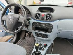 Utilisé 2004 Citroën C3 Exclusive Citadine | 1 900 € (Prix juste)