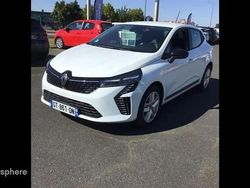 Blanc Utilisé 2024 Renault Clio V Evolution Berline | 17 499 € (Prix juste)