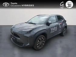 Gris Utilisé 2025 Toyota Yaris Hybrid Design SUV | 28 050 € (Prix assez cher)