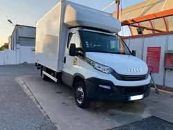 Utilisé 2018 Iveco Daily | 18 900 € (Prix assez cher)