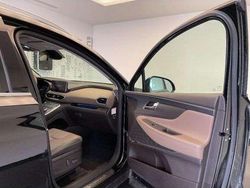 Utilisé 2021 Hyundai Santa Fe SUV | 37 990 € (Prix cher)