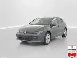 Blanc Nouvelle 2025 VW Golf VIII Life Berline | 35 374 € (Prix cher)