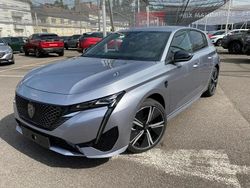 Gris Nouvelle 2025 Peugeot 308 GT Berline | 27 990 € (Prix juste)