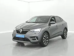 Gris Utilisé 2022 Renault Arkana Business SUV | 20 390 € (Prix juste)