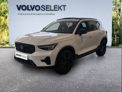 Blanc Utilisé 2025 Volvo XC40 SUV | 43 790 € (Prix cher)