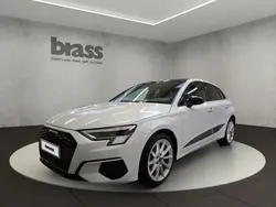 Blanc Utilisé 2024 Audi A3 e-tron Advanced Plus Citadine | 39 100 € (Prix cher)