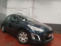 Bleu Utilisé 2013 Peugeot 308 Berline | 5 990 € (Prix assez cher)