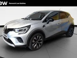 Gris Utilisé 2023 Renault Captur Evolution SUV | 17 330 € (Prix juste)