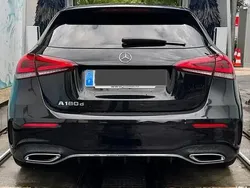 Noir Utilisé 2018 Mercedes A180 AMG line Berline | 22 500 € (Prix juste)