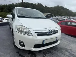 Blanc Utilisé 2012 Toyota Auris Hybrid Berline | 5 990 € (Bon prix)