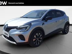 Gris Utilisé 2024 Renault Captur Evolution SUV | 18 880 € (Prix juste)