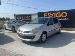 Gris Utilisé 2006 Renault Clio II Expression Berline | 4 489 € (Prix cher)