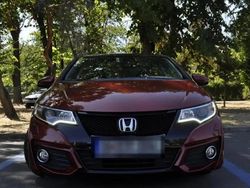 Rouge Utilisé 2017 Honda Civic Comfort Berline | 15 490 € (Prix juste)