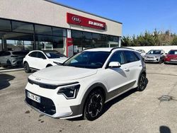 Blanc Utilisé 2023 Kia e-Niro 2 SUV | 31 890 € (Prix assez cher)