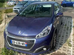 Bleu Utilisé 2016 Peugeot 208 Active Citadine | 6 500 € (Bon prix)