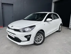 Blanc Utilisé 2021 Kia Rio Active | 14 699 € (Prix juste)