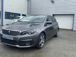 Gris Utilisé 2019 Peugeot 308 Allure Berline | 12 990 € (Prix juste)