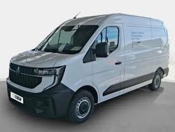Blanc Nouvelle 2025 Renault Master Van | 48 500 €