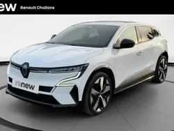 Blanc Utilisé 2022 Renault Mégane Techno Berline | 23 990 € (Bon prix)