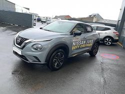 Gris Occasion 2024 Nissan Juke N-Connecta SUV | 23 590 € (Prix cher)