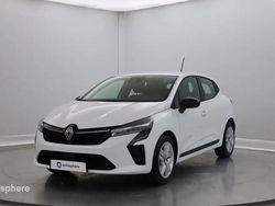Blanc Utilisé 2024 Renault Clio V Evolution Berline | 16 499 € (Prix juste)