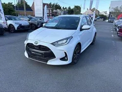 Utilisé 2022 Toyota Yaris Hybrid Design Berline | 17 990 € (Bon prix)