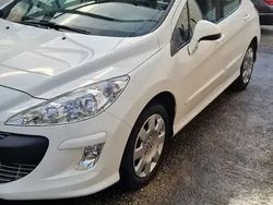 Utilisé 2010 Peugeot 308 Premium Berline | 3 500 €