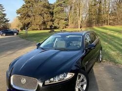 Noir Utilisé 2012 Jaguar XF Berline | 6 950 €