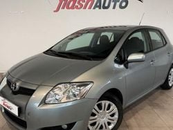 Gris Utilisé 2010 Toyota Auris Berline | 7 900 €