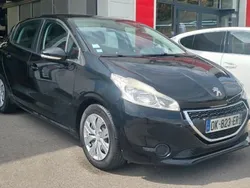 Noir Utilisé 2014 Peugeot 208 Active Citadine | 7 990 € (Prix juste)