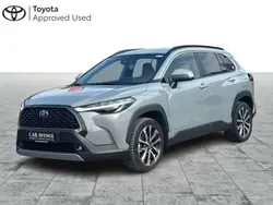 Gris Utilisé 2023 Toyota Corolla Cross Style SUV | 32 990 €