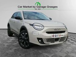 Beige Nouvelle 2025 Fiat 600 La Prima Berline | 27 490 € (Prix juste)