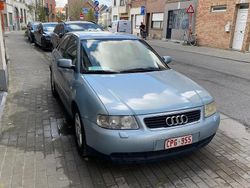 Gris Utilisé 2001 Audi A3 Berline | 1 500 €
