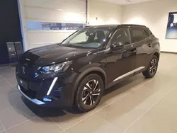 Noir Utilisé 2021 Peugeot 2008 Allure SUV | 17 990 € (Prix juste)