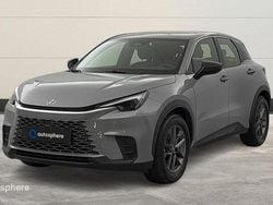 Gris Utilisé 2024 Lexus LBX Business Edition SUV | 29 999 € (Prix juste)