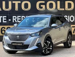 Gris Utilisé 2023 Peugeot 2008 SUV | 19 750 € (Bon prix)