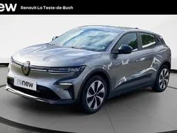 Gris Utilisé 2022 Renault Mégane Evolution Berline | 23 990 € (Prix juste)