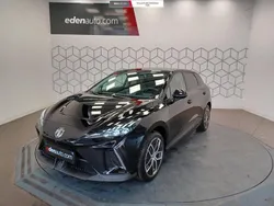 Noir Nouvelle 2024 MG MG4 EV Luxury Citadine | 30 000 € (Prix assez cher)