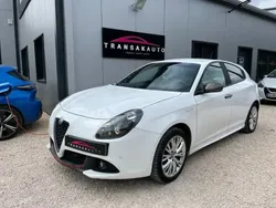 Blanc Utilisé 2018 Alfa Romeo Giulietta Super Citadine | 10 490 €