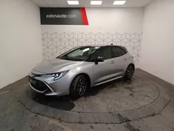 Gris Utilisé 2022 Toyota Corolla Citadine | 28 990 € (Prix juste)
