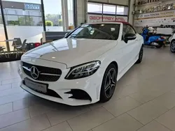 Gris Utilisé 2018 Mercedes C220 AMG line Cabriolet | 33 900 € (Prix juste)