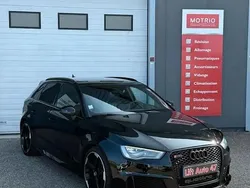Noir Utilisé 2016 Audi RS3 Sportback Citadine | 33 990 € (Prix cher)