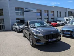 Gris Utilisé 2023 Ford Kuga ST-Line SUV | 26 900 € (Prix juste)