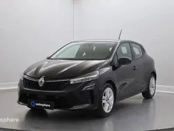 Noir Utilisé 2024 Renault Clio V Evolution Berline | 16 399 € (Prix juste)