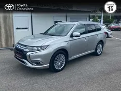 Utilisé 2019 Mitsubishi Outlander P-HEV Instyle | 19 880 € (Prix juste)