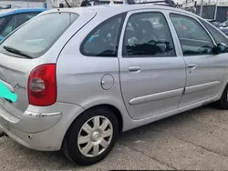 Argent Utilisé 2007 Citroën Xsara Picasso Monospace | 3 000 €