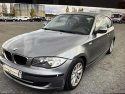 Gris Utilisé 2010 BMW 116 Comfort Edition Citadine | 7 990 € (Prix juste)