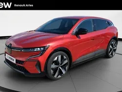 Rouge Utilisé 2022 Renault Mégane Techno Berline | 23 490 € (Prix juste)